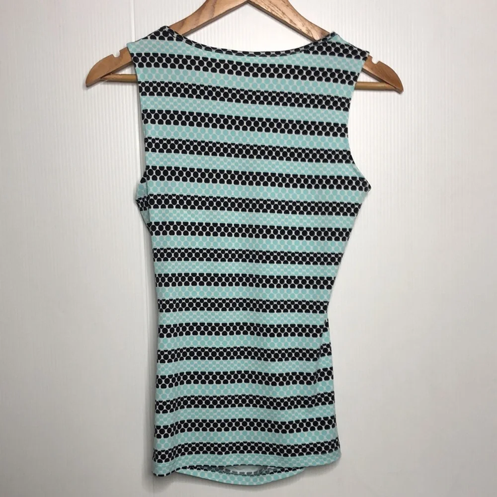 New York & Company Green Polka Dot Sleeveless Top XS NEW - Picture 4 of 8